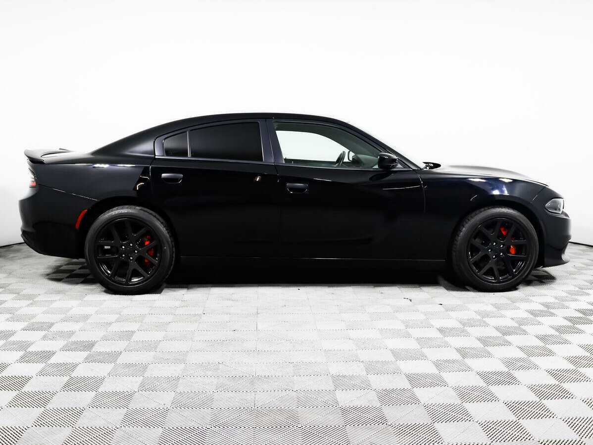 Dodge Charger с пробегом — 2019 год. Фото: #3