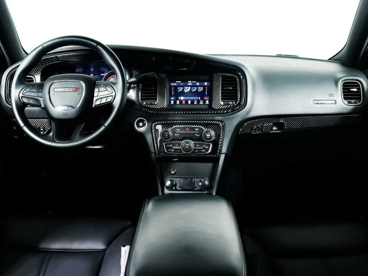 Dodge Charger с пробегом — 2019 год. Фото: #9