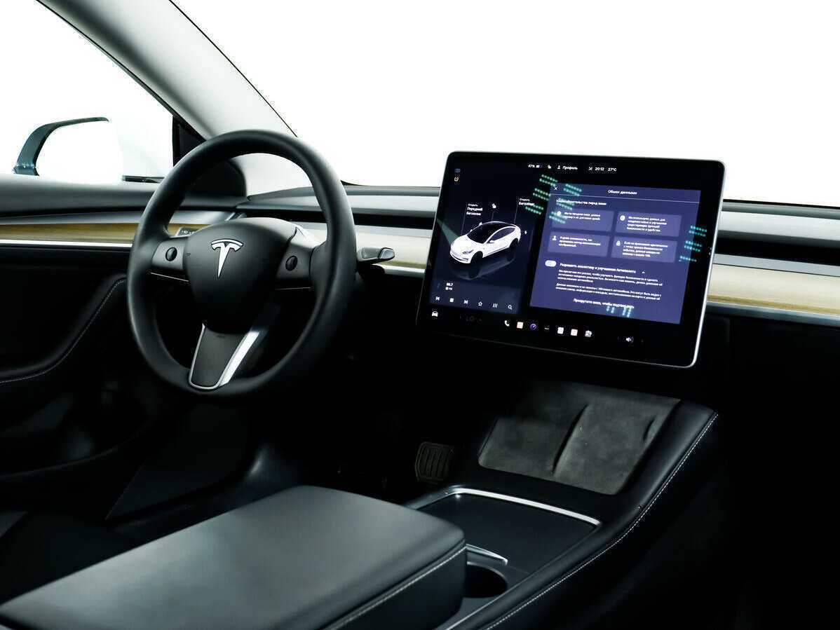 Tesla Model 3 с пробегом — 2022 год. Фото: #8
