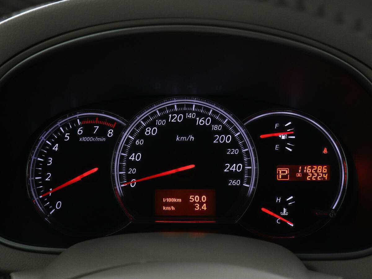 Nissan Teana с пробегом — 2010 год. Фото: #10