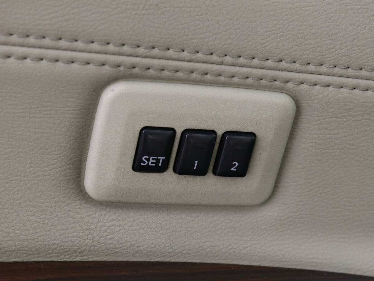 Nissan Teana с пробегом — 2010 год. Фото: #12