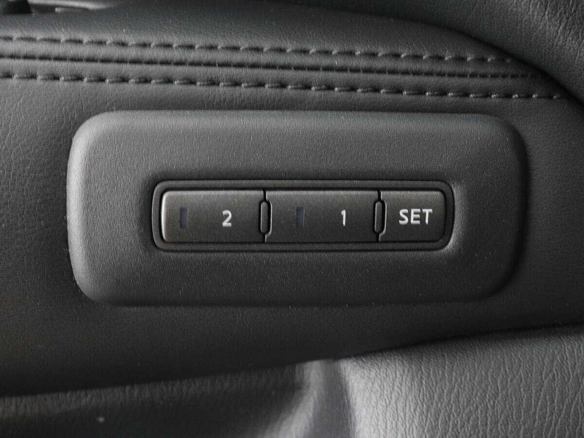 Infiniti QX60 с пробегом — 2015 год. Фото: #13