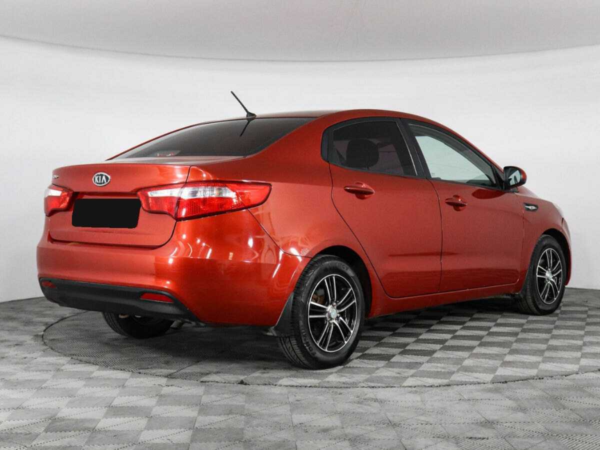Kia Rio с пробегом — 2011 год. Фото: #4