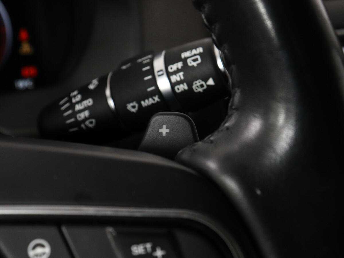 Jaguar F-Pace с пробегом — 2016 год. Фото: #14