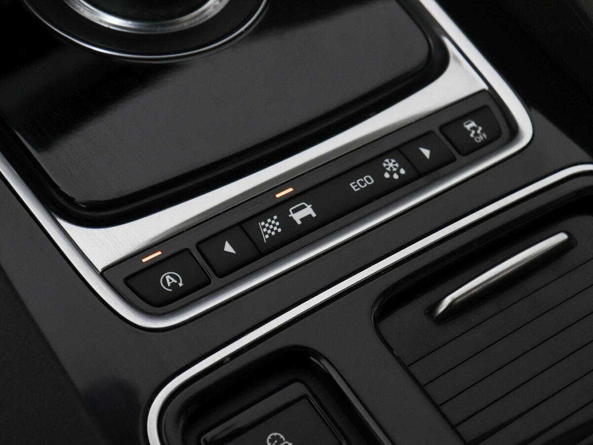 Jaguar F-Pace с пробегом — 2016 год. Фото: #16