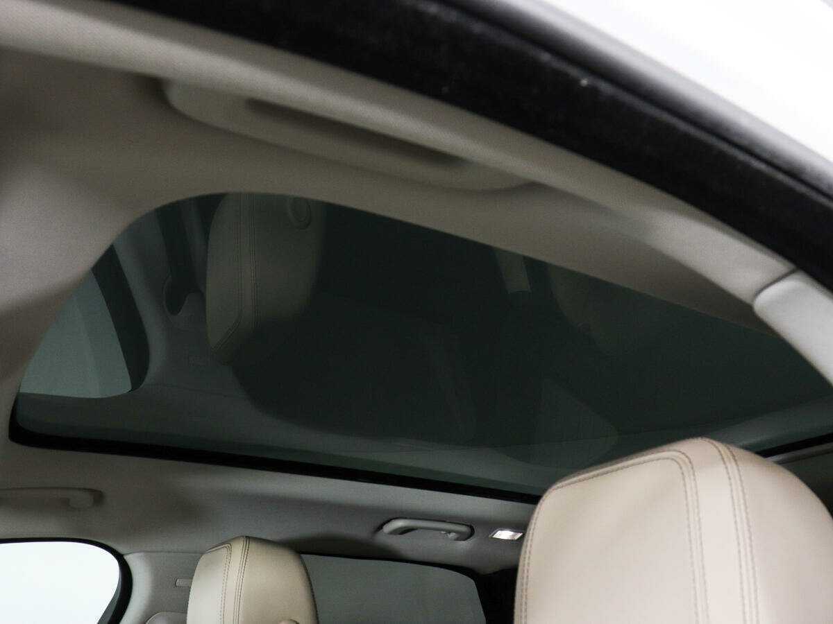 Jaguar F-Pace с пробегом — 2016 год. Фото: #17