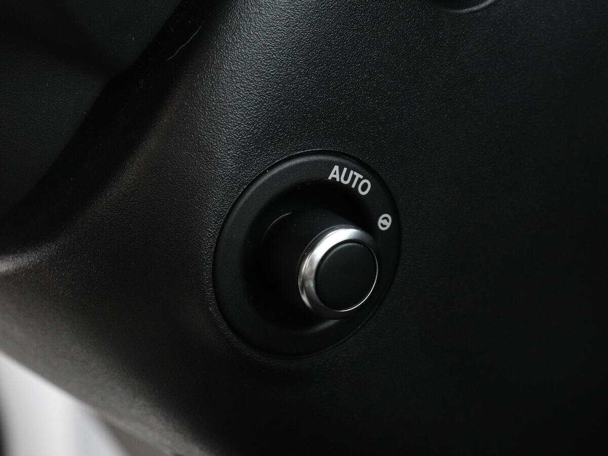 Jaguar F-Pace с пробегом — 2016 год. Фото: #18