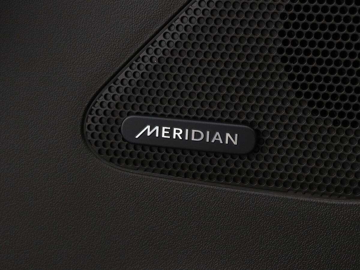 Jaguar F-Pace с пробегом — 2016 год. Фото: #19