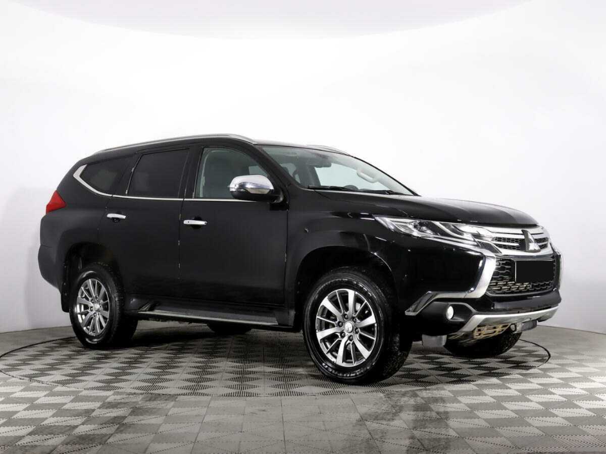 Mitsubishi Pajero Sport с пробегом — 2019 год. Фото: #2