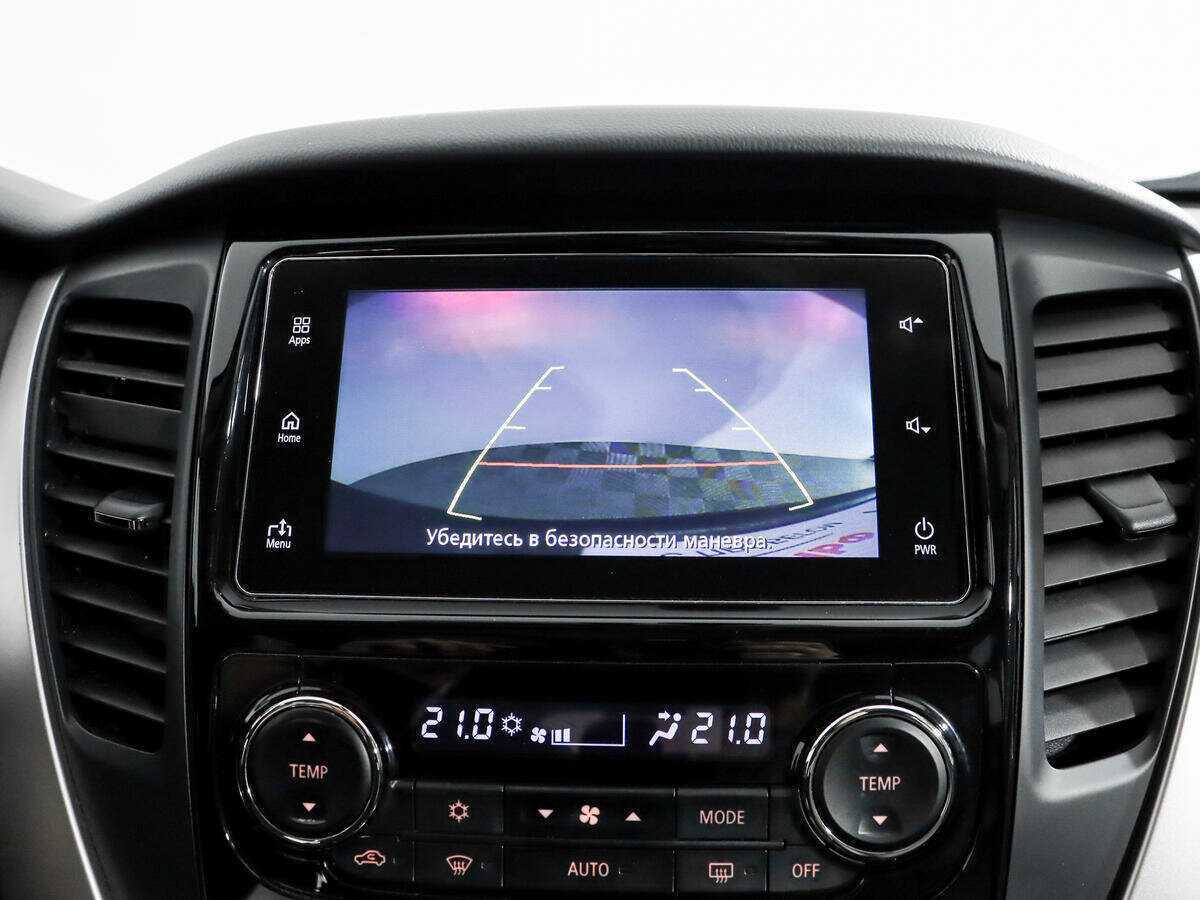 Mitsubishi Pajero Sport с пробегом — 2019 год. Фото: #17