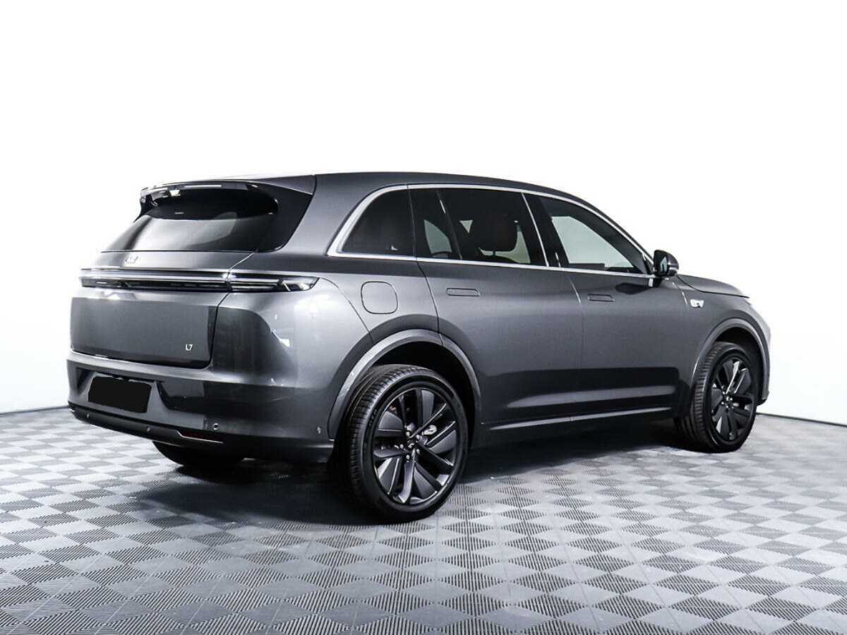 LiXiang L7 с пробегом — 2023 год. Фото: #3