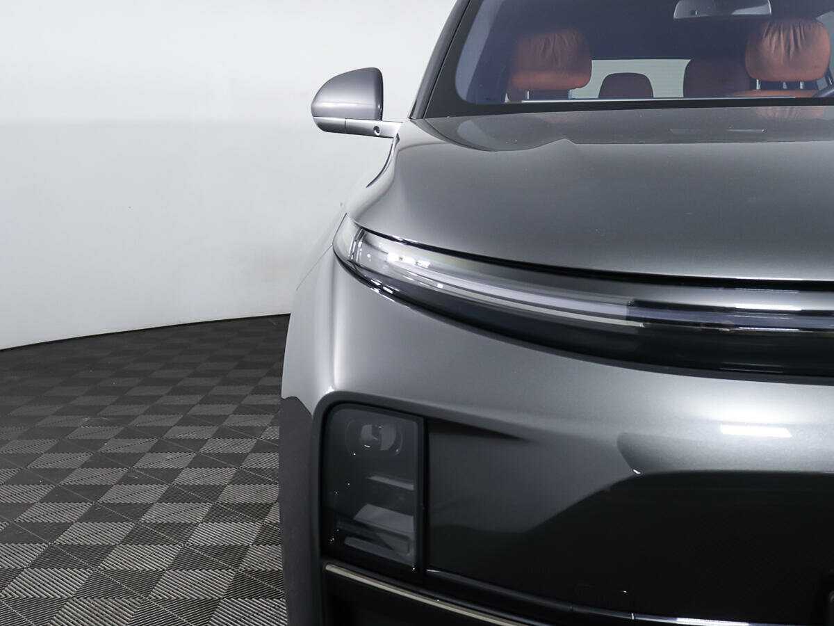 LiXiang L7 с пробегом — 2023 год. Фото: #28