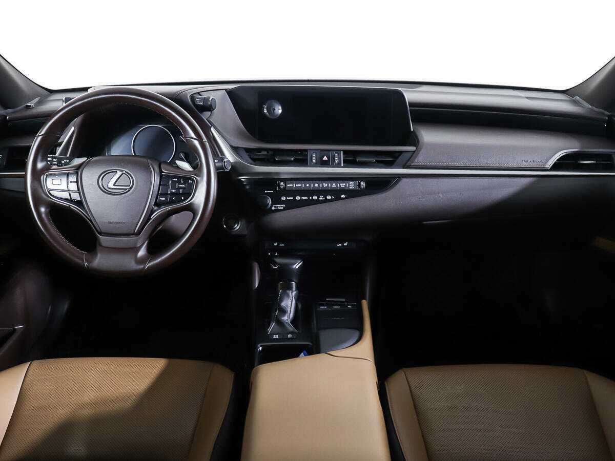 Lexus ES с пробегом — 2020 год. Фото: #8