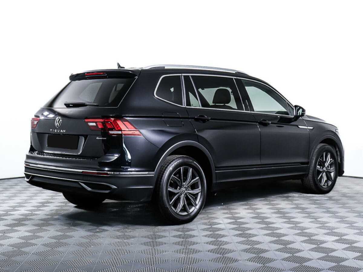 Volkswagen Tiguan с пробегом — 2022 год. Фото: #3