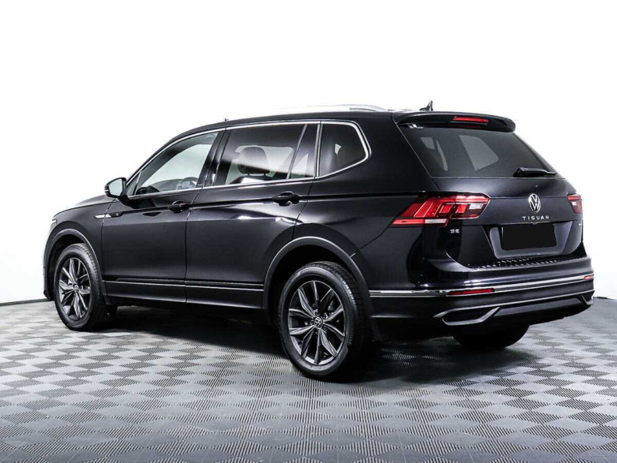 Volkswagen Tiguan с пробегом — 2022 год. Фото: #5