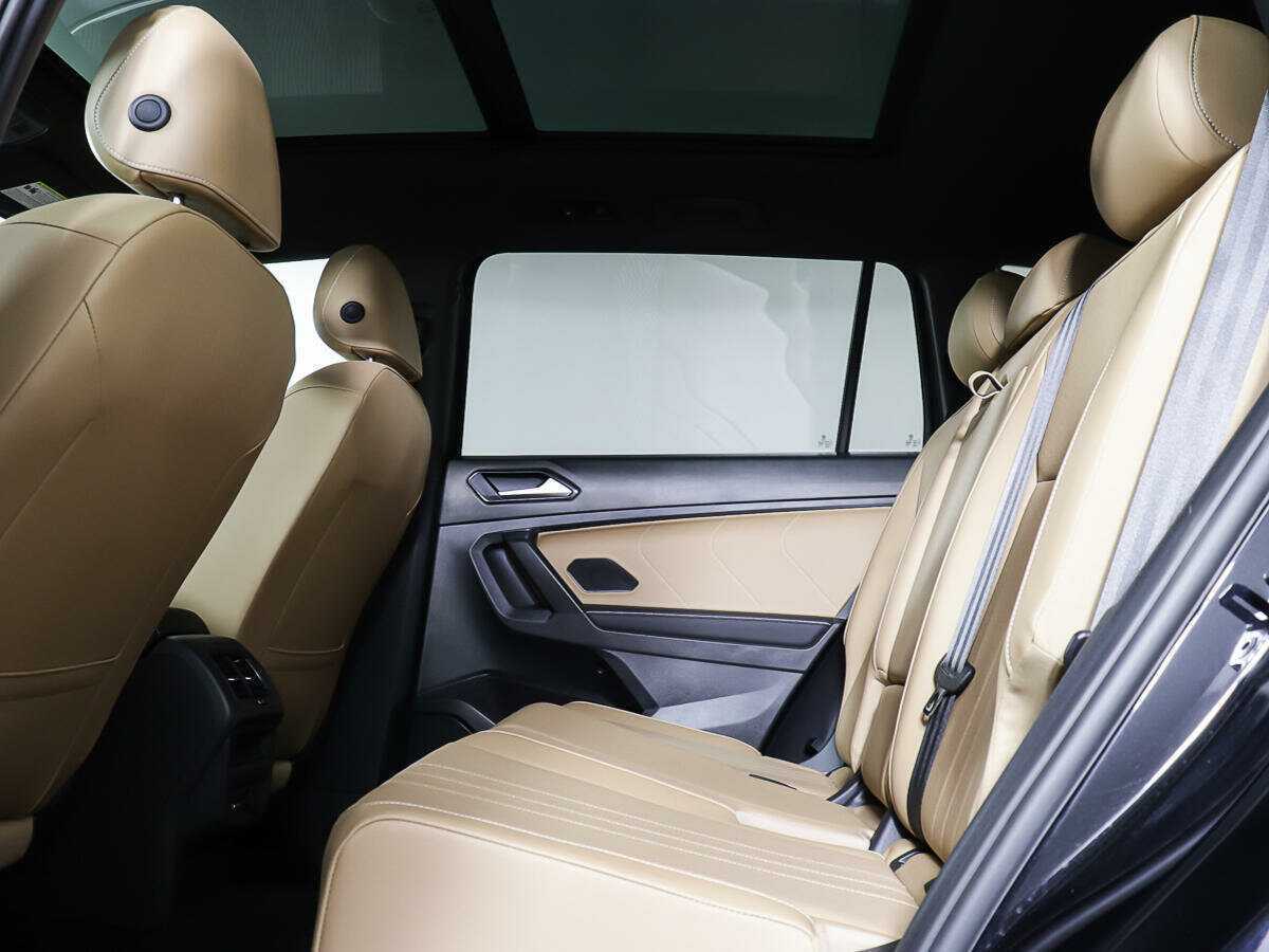 Volkswagen Tiguan с пробегом — 2022 год. Фото: #8