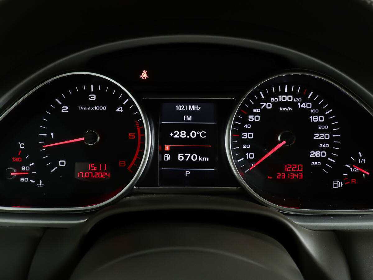 Audi Q7 с пробегом — 2010 год. Фото: #15