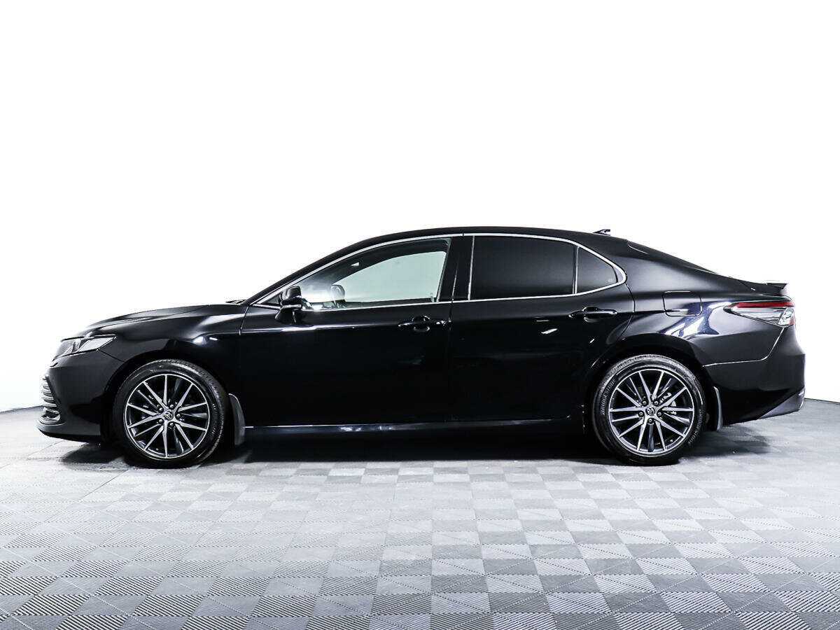 Toyota Camry с пробегом — 2021 год. Фото: #6