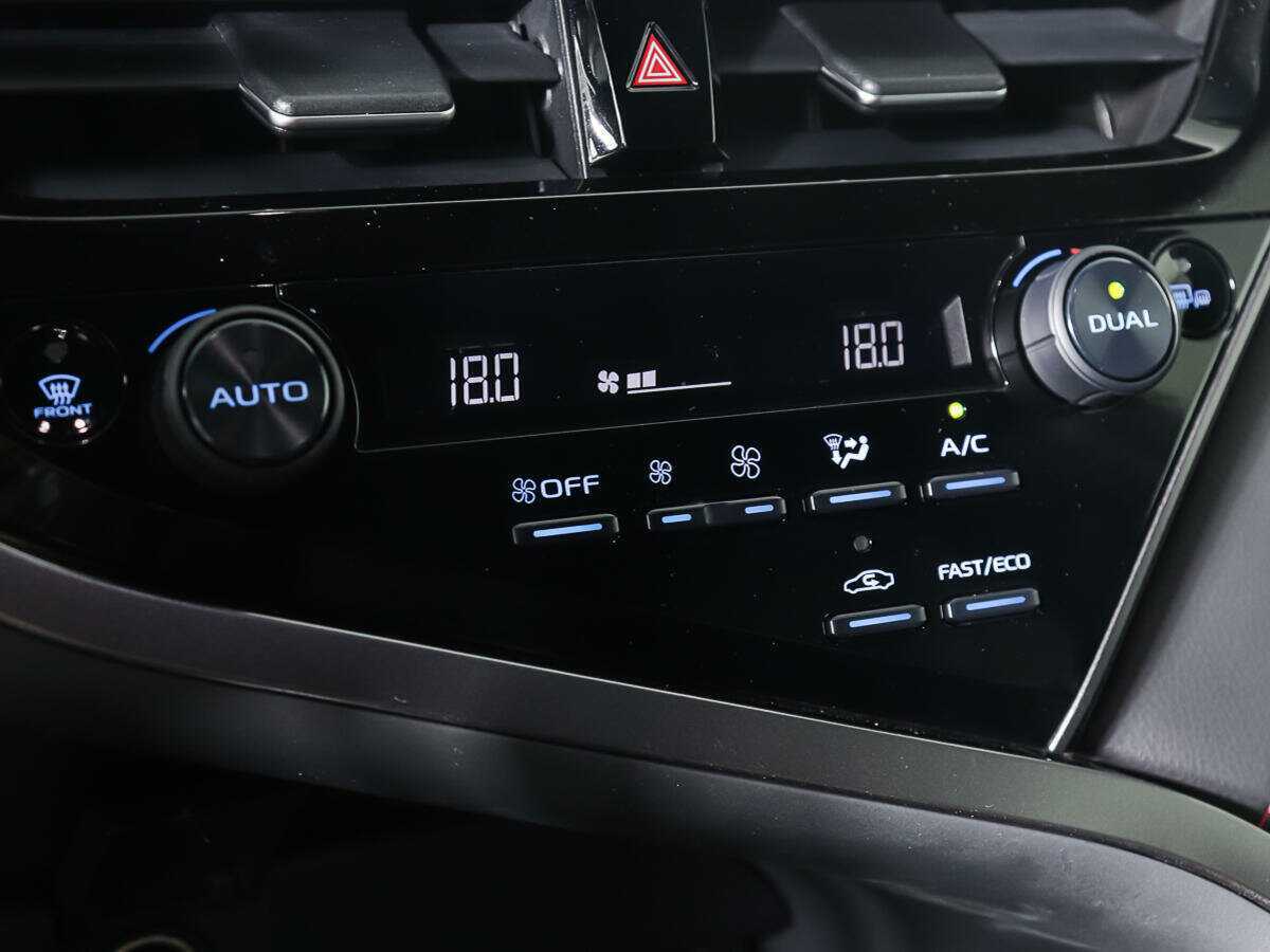 Toyota Camry с пробегом — 2021 год. Фото: #16