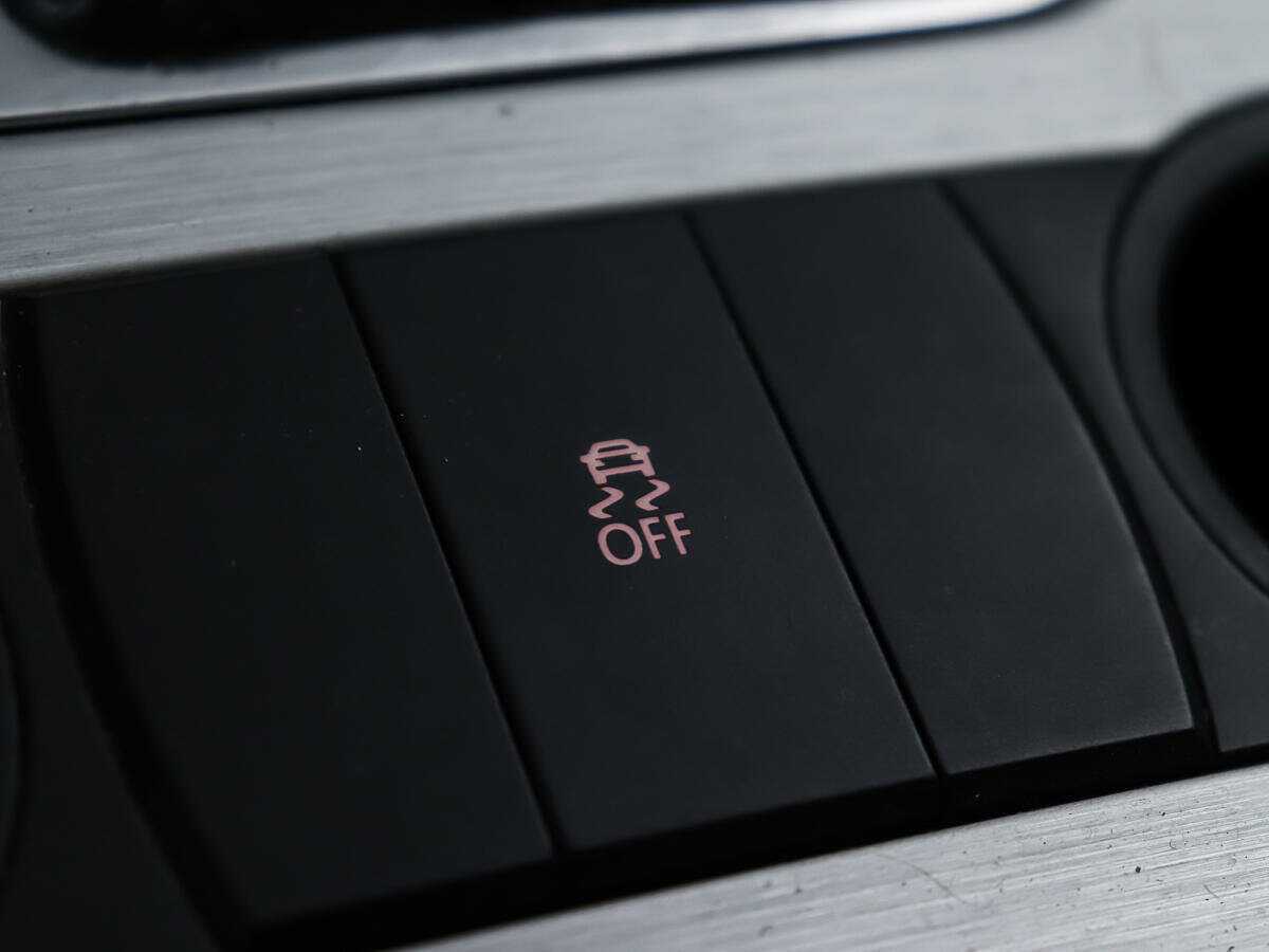 Volkswagen Touareg с пробегом — 2011 год. Фото: #19