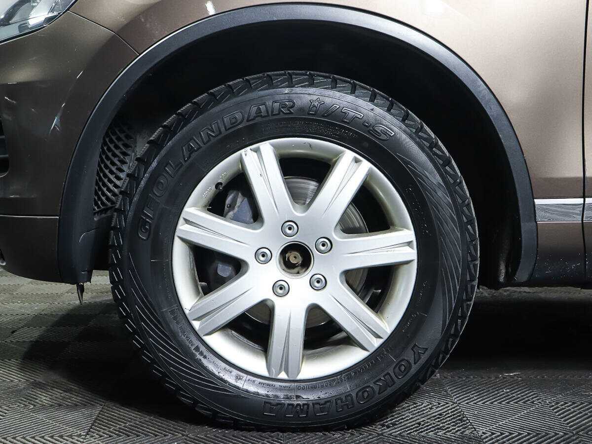 Volkswagen Touareg с пробегом — 2011 год. Фото: #20