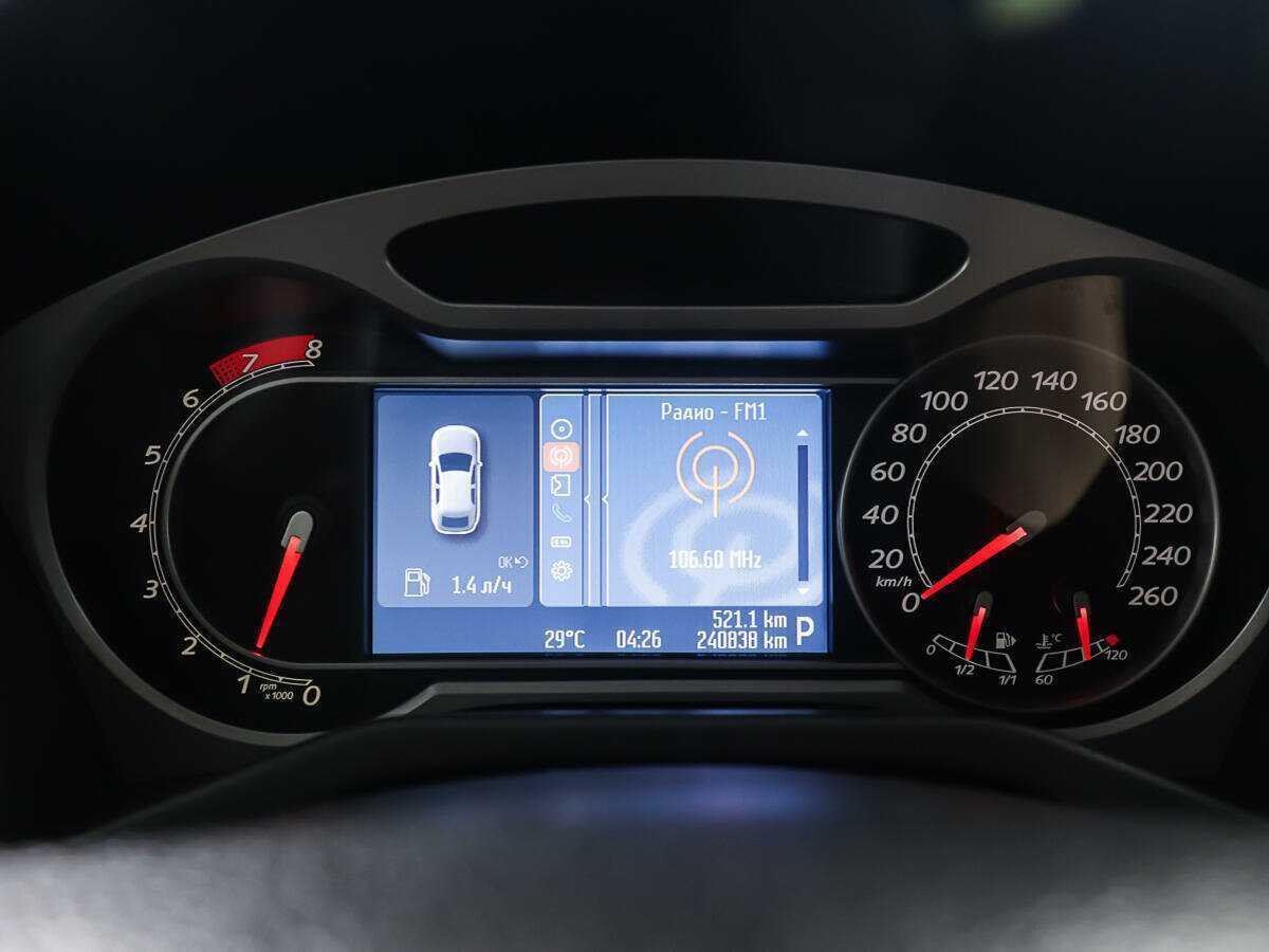 Ford Mondeo с пробегом — 2010 год. Фото: #12