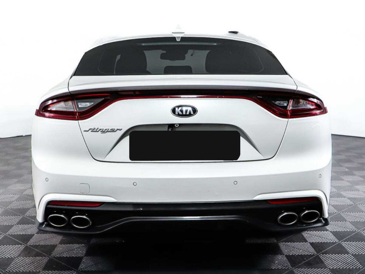 Kia Stinger с пробегом — 2018 год. Фото: #5