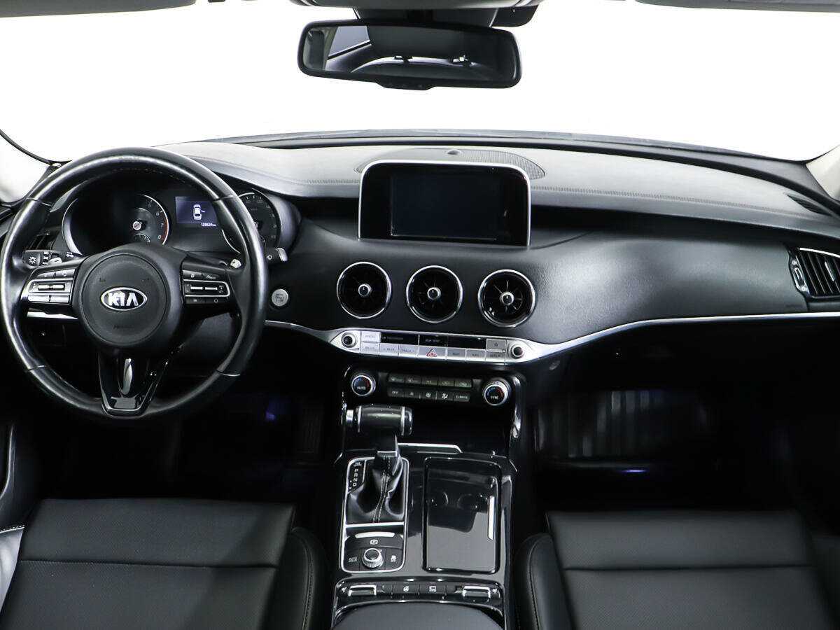 Kia Stinger с пробегом — 2018 год. Фото: #10