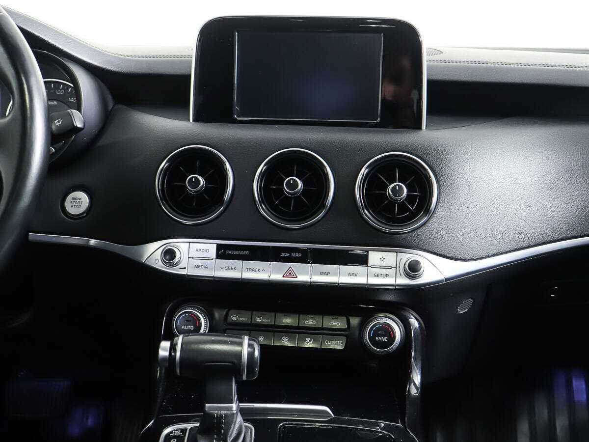 Kia Stinger с пробегом — 2018 год. Фото: #11