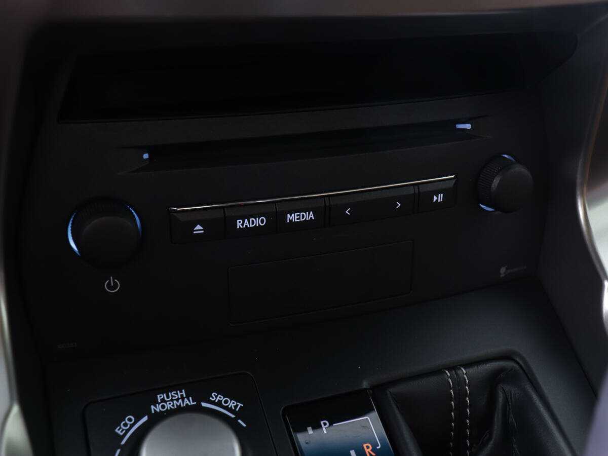 Lexus NX с пробегом — 2016 год. Фото: #16