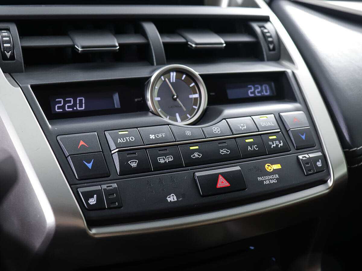 Lexus NX с пробегом — 2016 год. Фото: #17