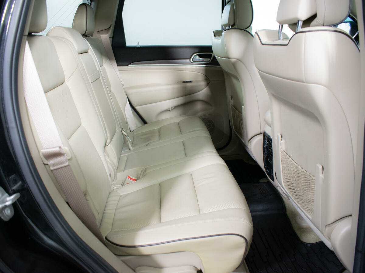 Jeep Grand Cherokee с пробегом — 2013 год. Фото: #9