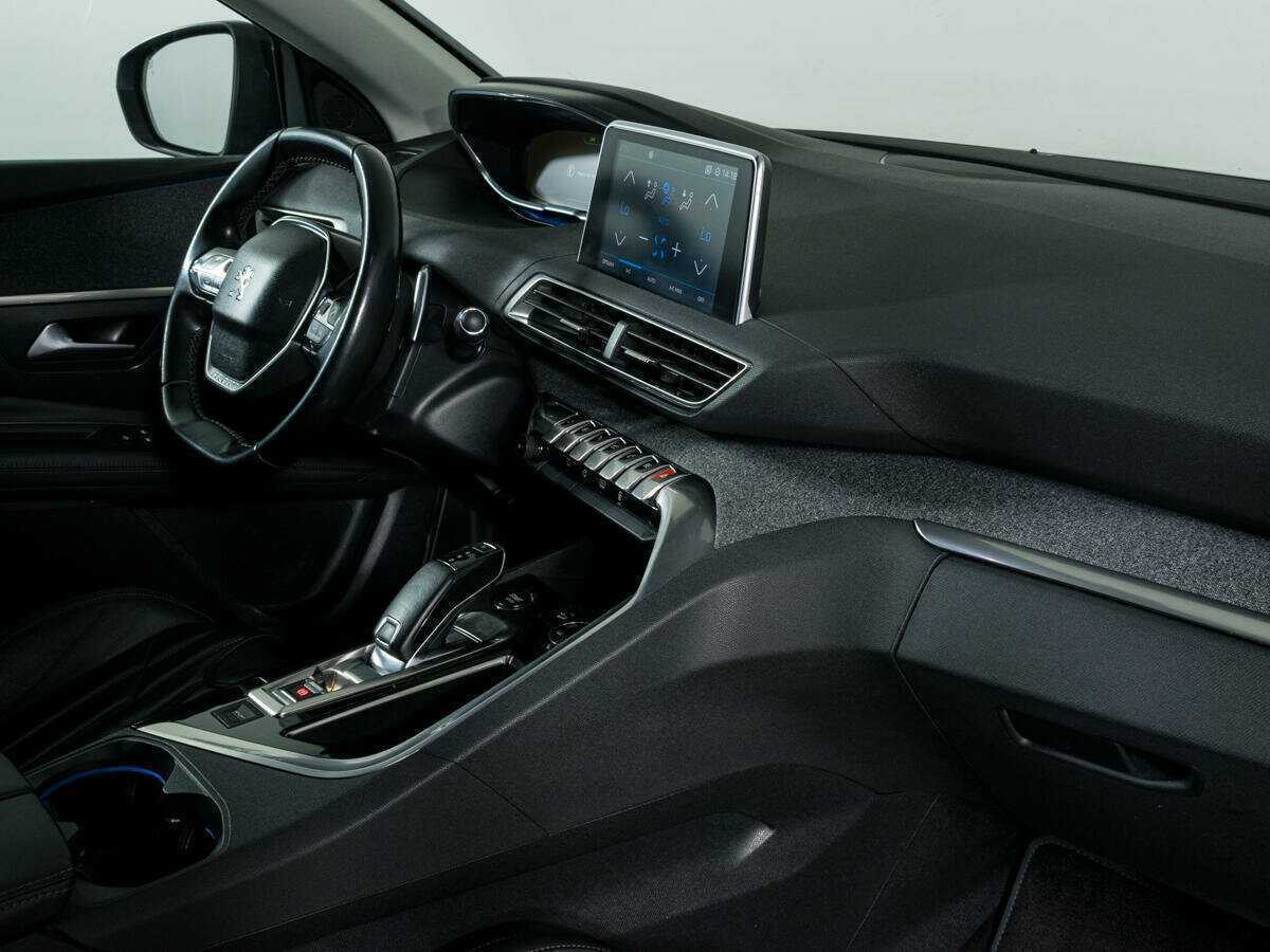 Peugeot 3008 с пробегом — 2018 год. Фото: #6