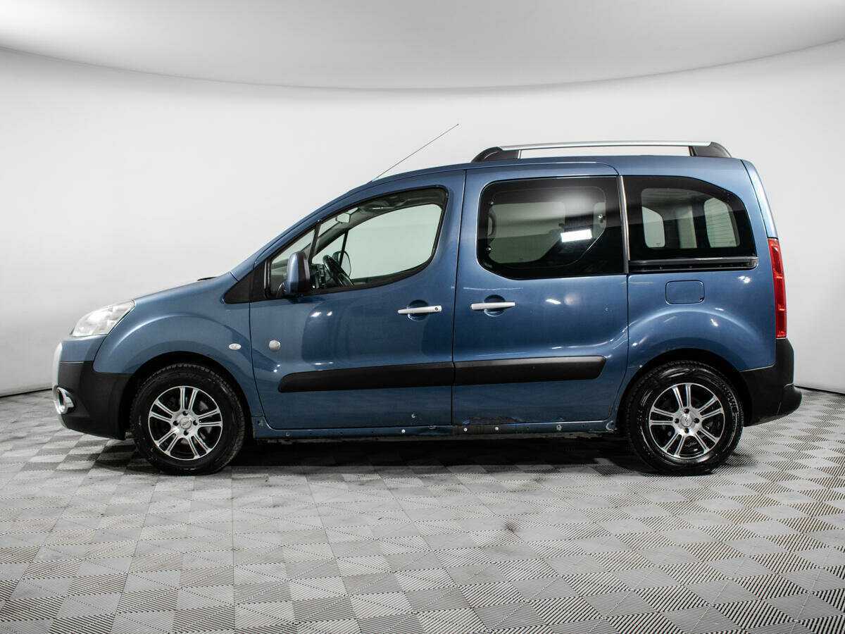 Peugeot Partner с пробегом — 2011 год. Фото: #7