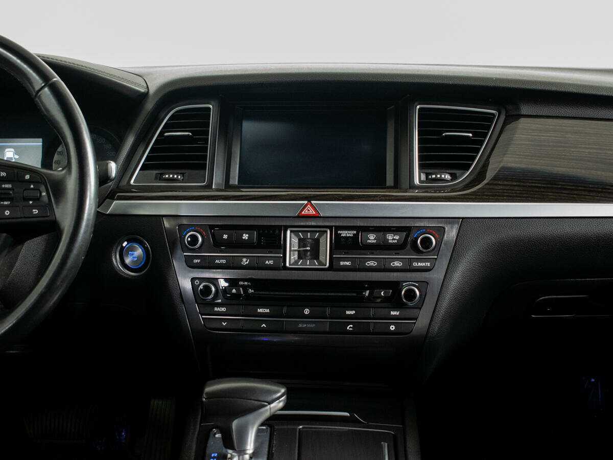 Genesis G80 с пробегом — 2017 год. Фото: #7