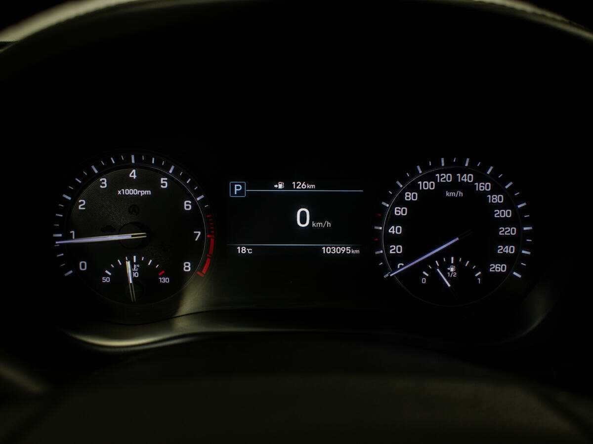 Genesis G80 с пробегом — 2017 год. Фото: #8