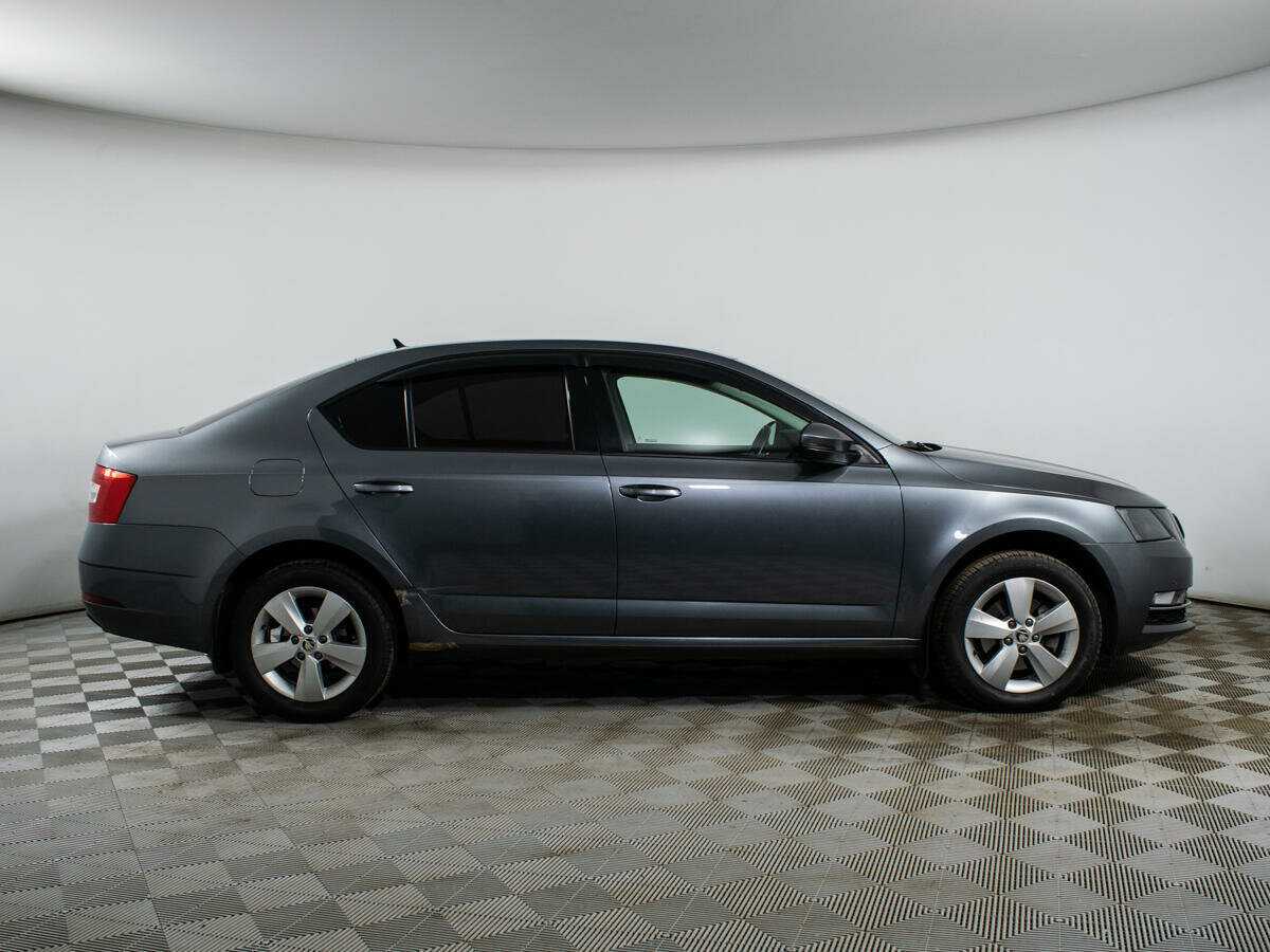 Skoda Octavia с пробегом — 2018 год. Фото: #3