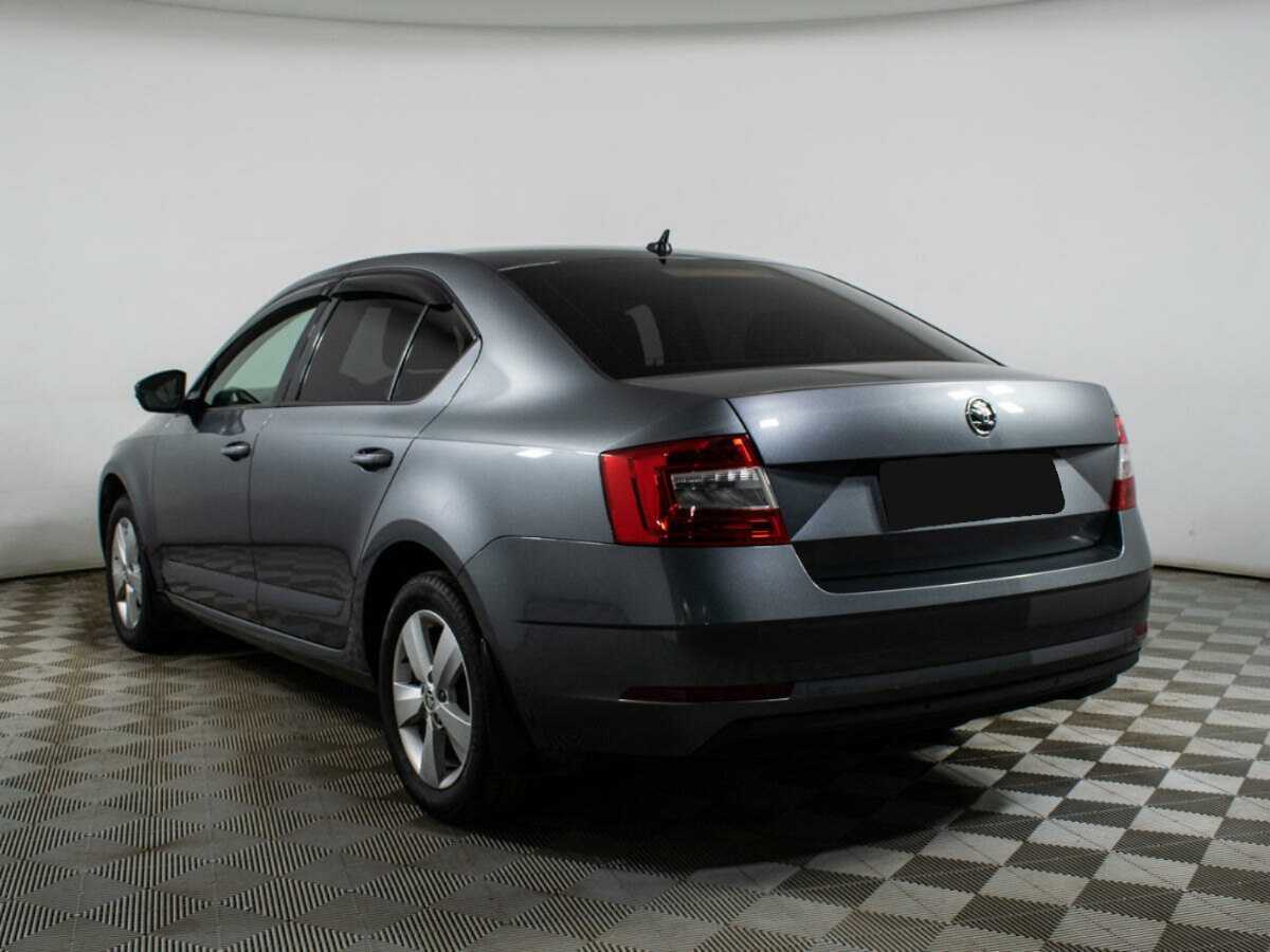 Skoda Octavia с пробегом — 2018 год. Фото: #6