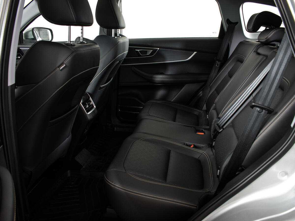 Chery Tiggo 8 с пробегом — 2024 год. Фото: #8