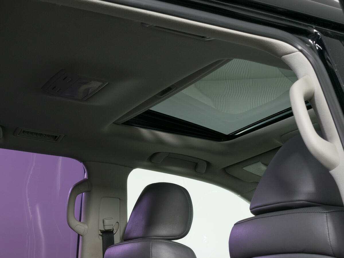 Toyota Land Cruiser с пробегом — 2010 год. Фото: #12