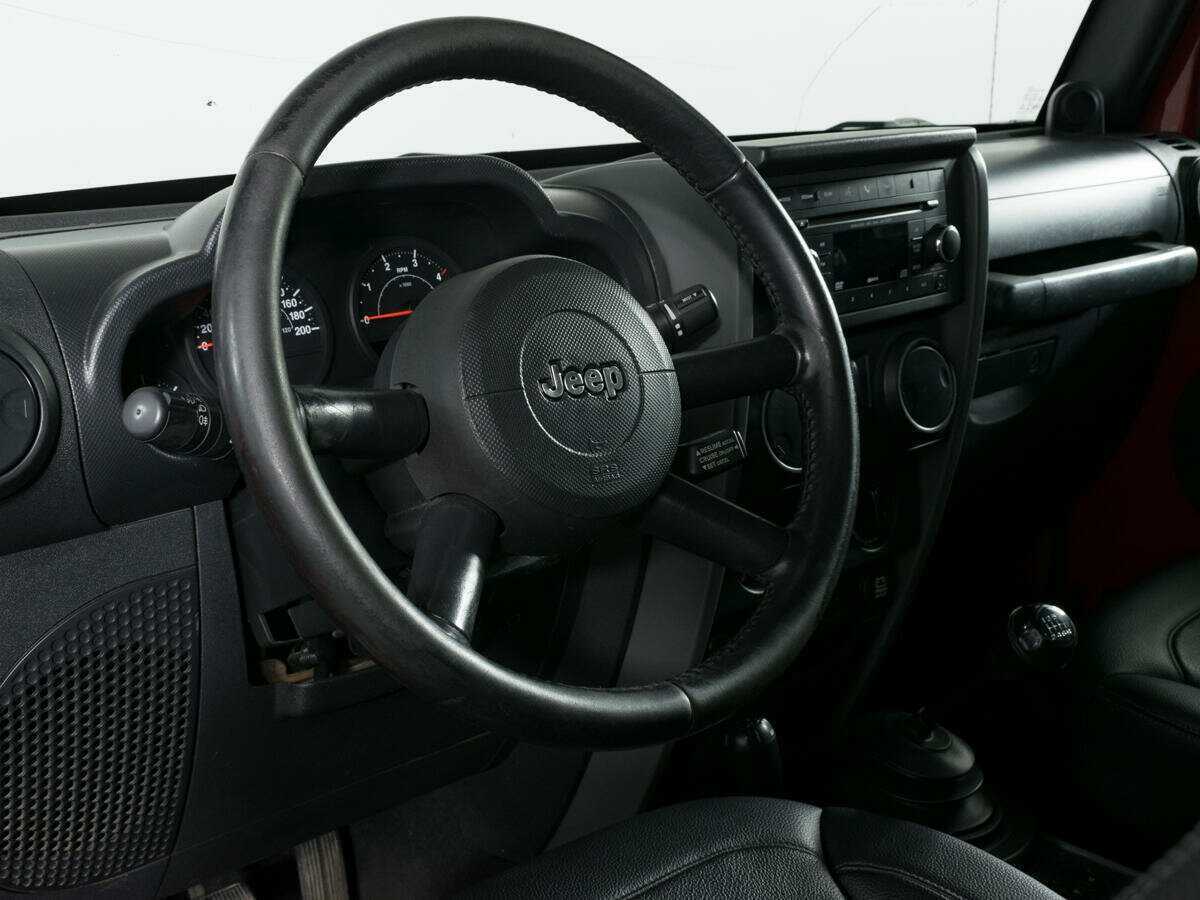 Jeep Wrangler с пробегом — 2008 год. Фото: #9