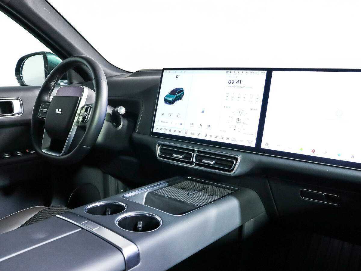 LiXiang L9 с пробегом — 2023 год. Фото: #6