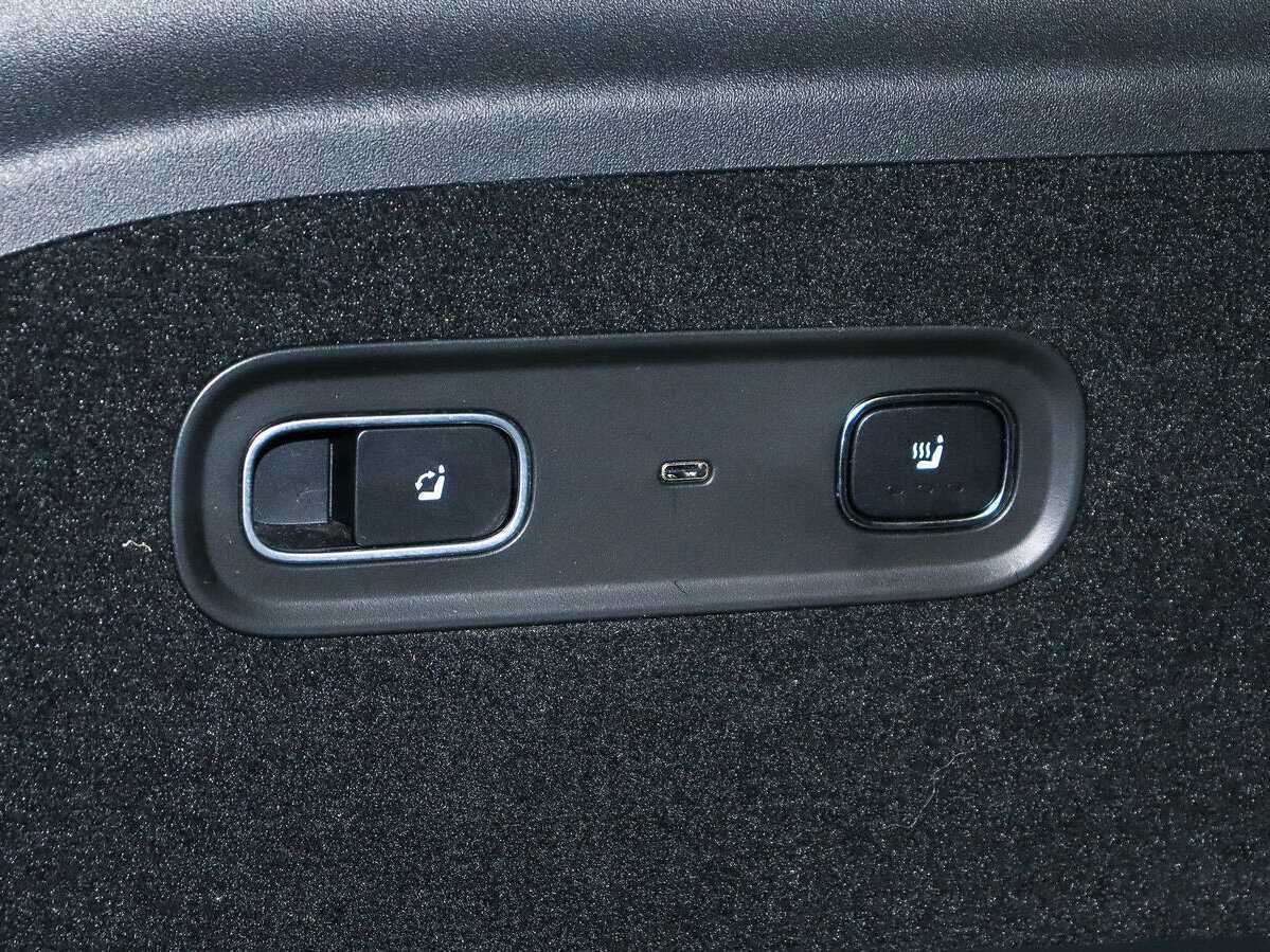 LiXiang L9 с пробегом — 2023 год. Фото: #11