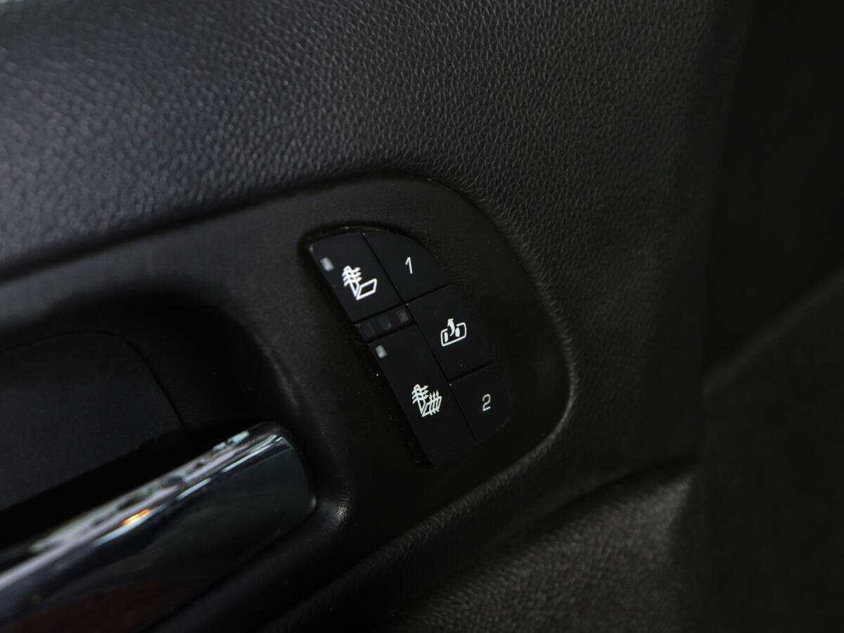 Chevrolet Tahoe с пробегом — 2008 год. Фото: #17