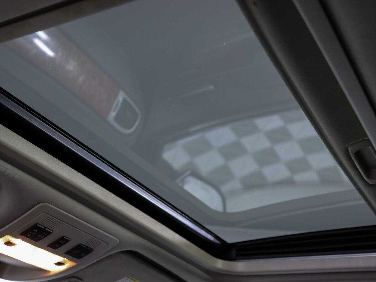 Chevrolet Tahoe с пробегом — 2008 год. Фото: #23