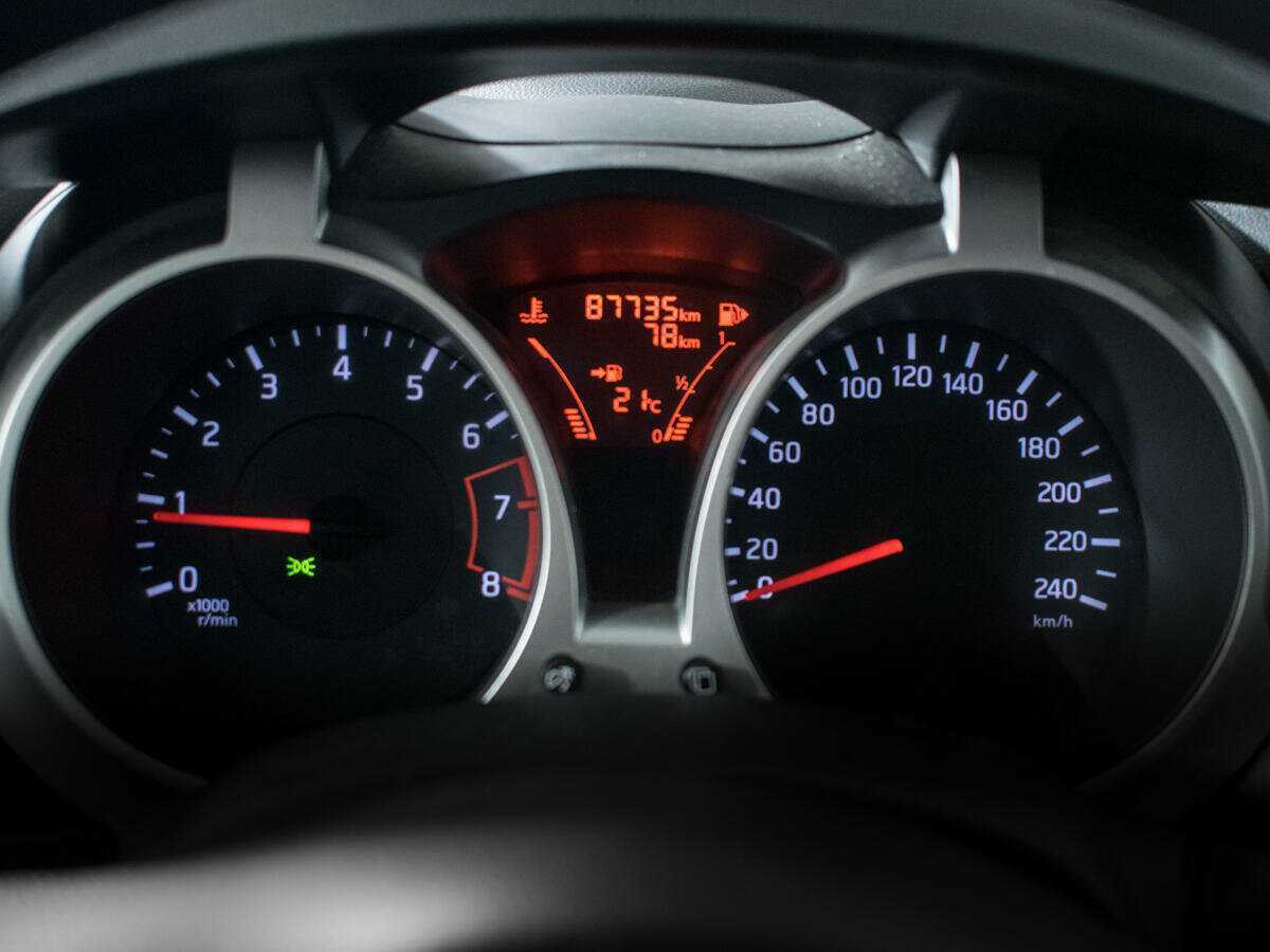 Nissan Juke с пробегом — 2013 год. Фото: #10