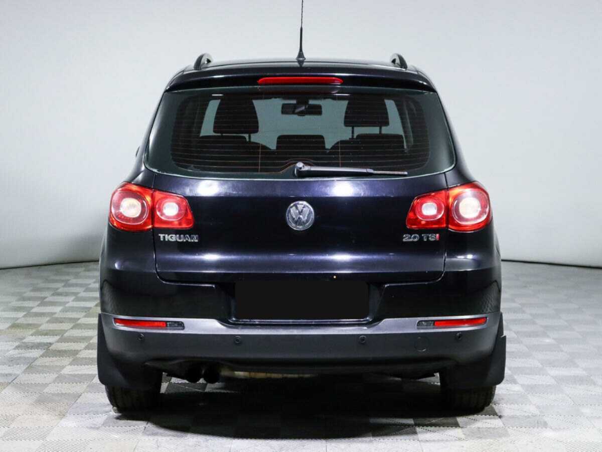 Volkswagen Tiguan с пробегом — 2009 год. Фото: #4