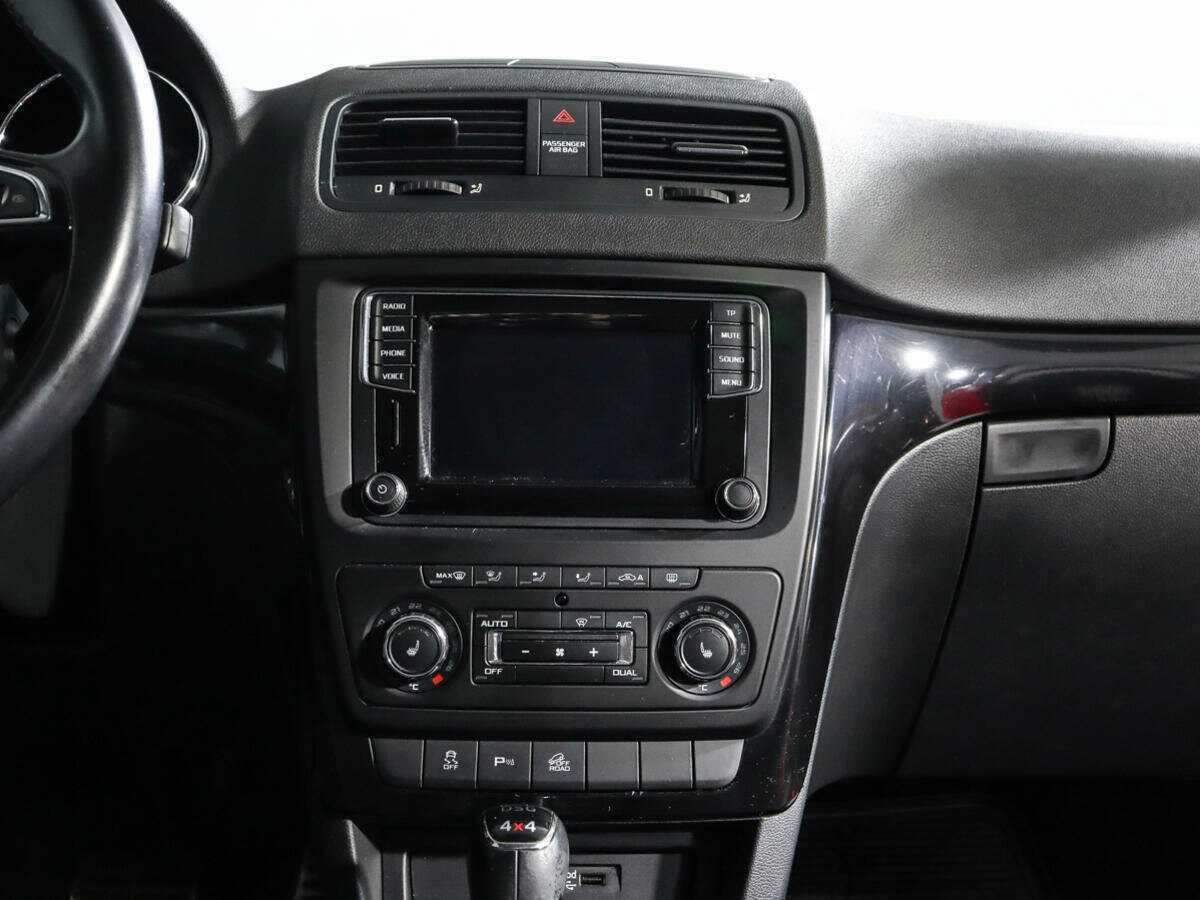 Skoda Yeti с пробегом — 2015 год. Фото: #12