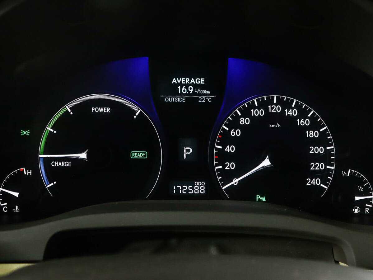 Lexus RX с пробегом — 2009 год. Фото: #8