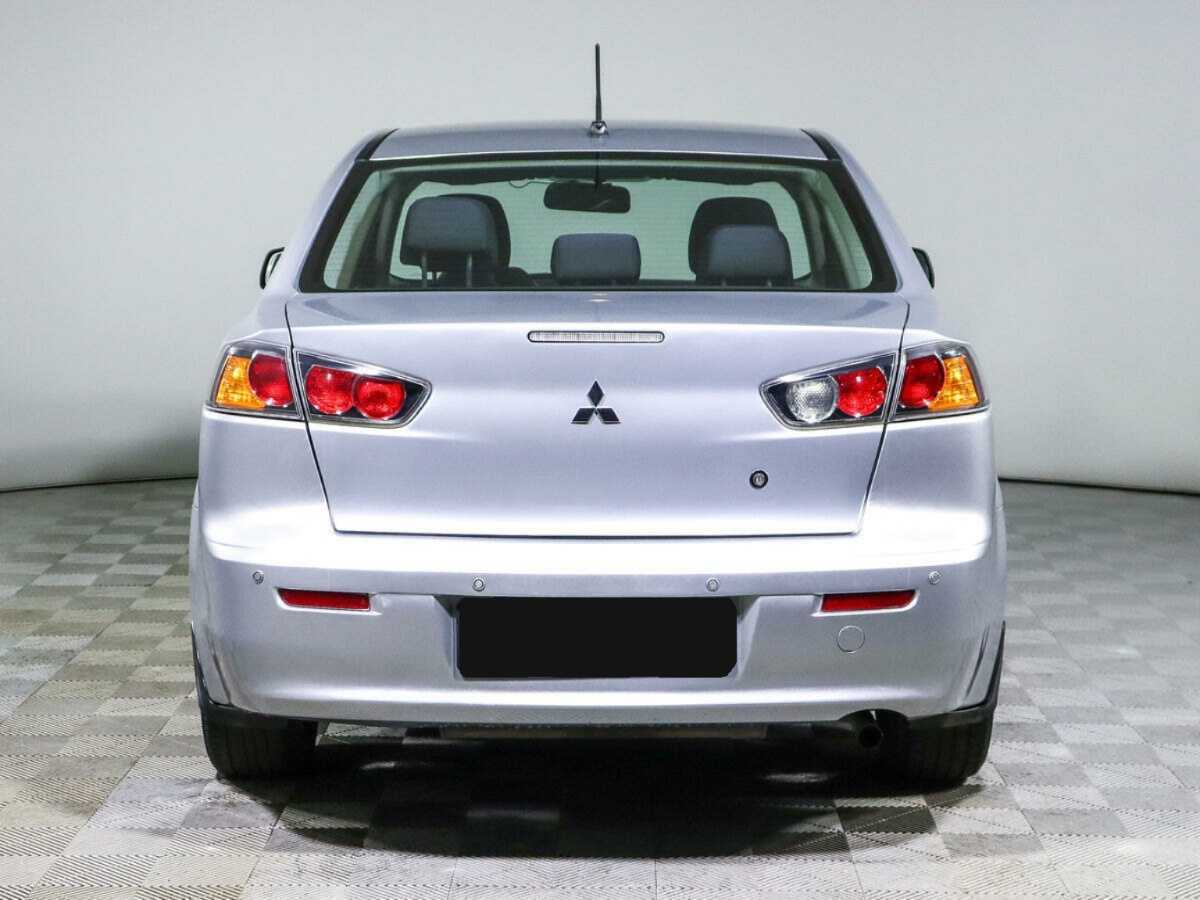 Mitsubishi Lancer с пробегом — 2010 год. Фото: #5